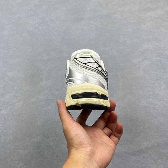 Asics Gel-1130 Silver-Yellow Running Shoes - Picture 3 of 9